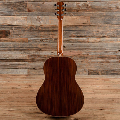 Larrivee L-09 w/ Moon Spruce Top Natural