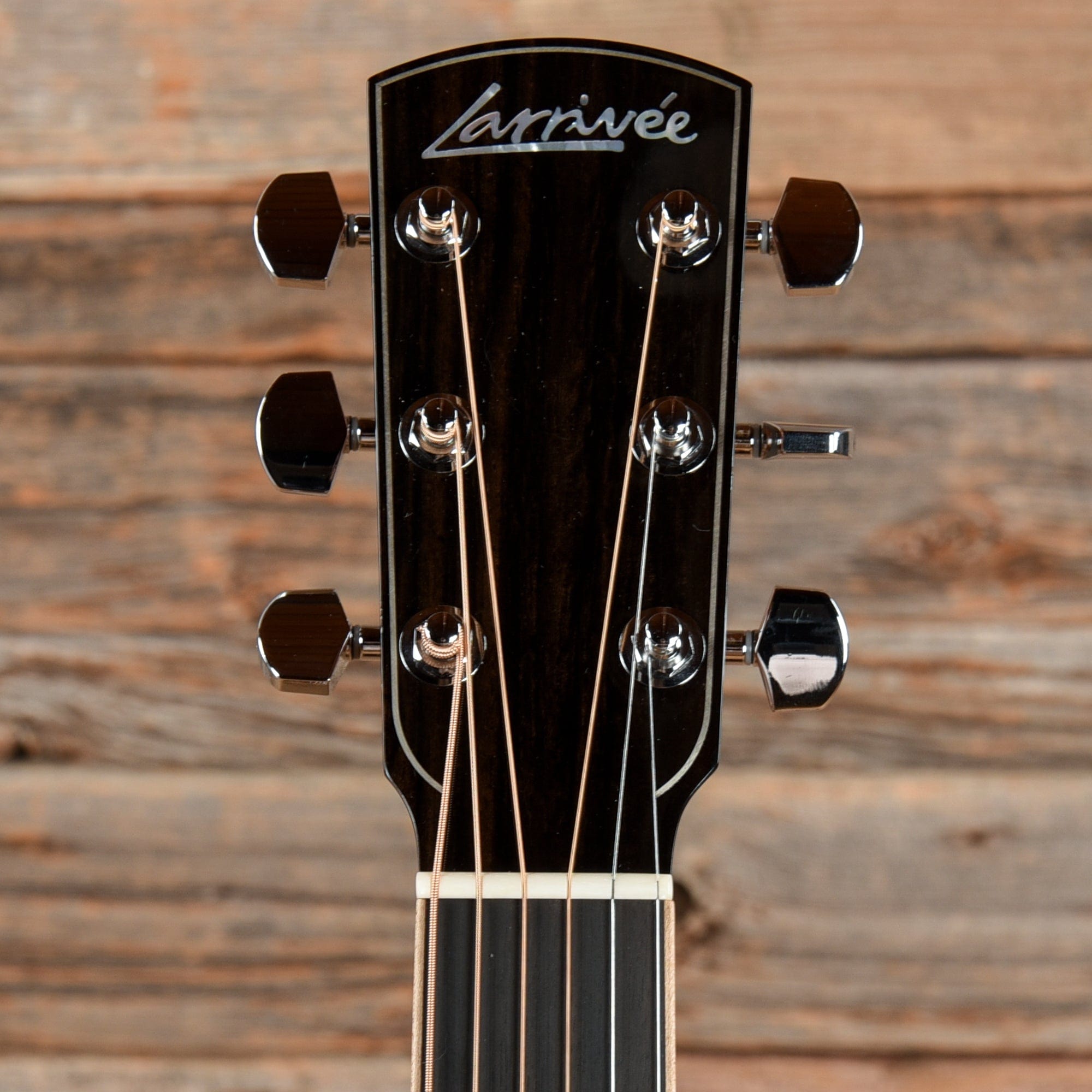 Larrivee L-09 w/ Moon Spruce Top Natural