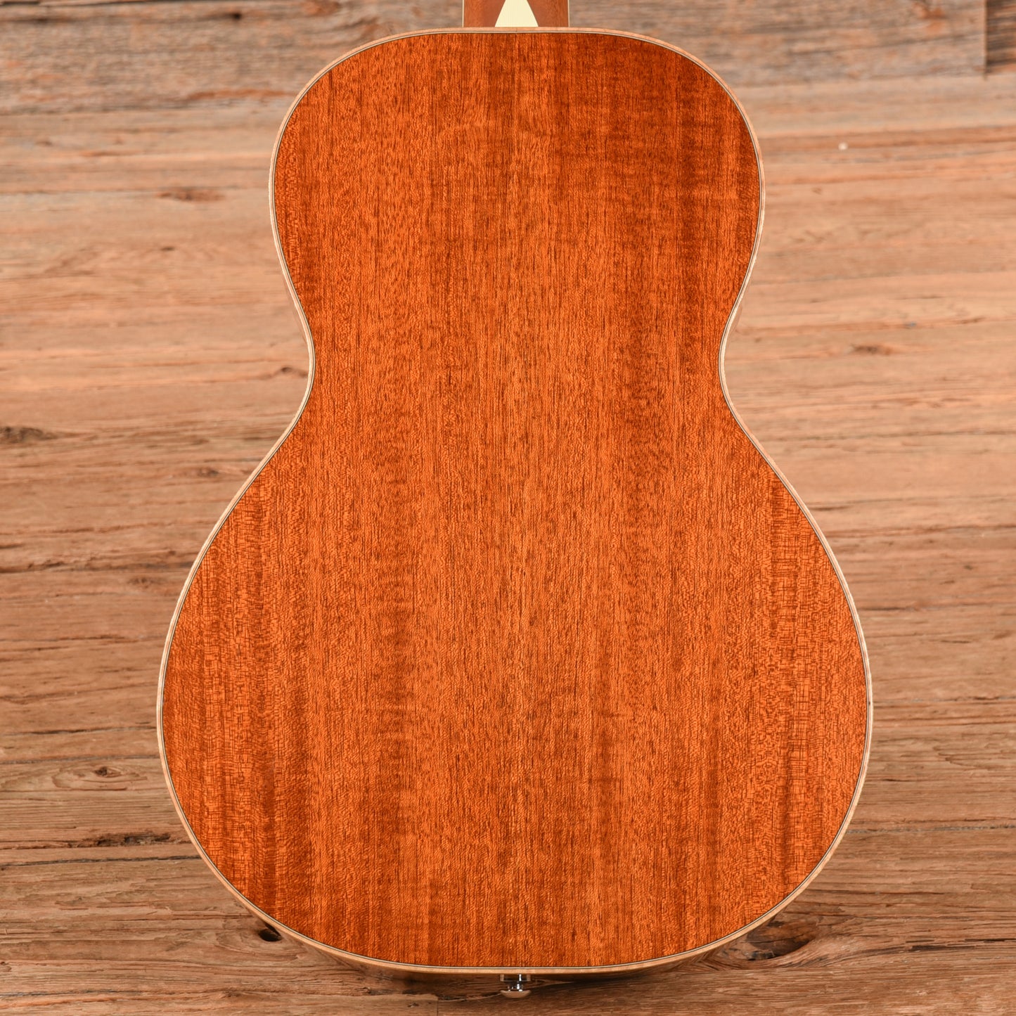 Larrivee P-05 Spruce/Mahogany Parlor Natural 2004