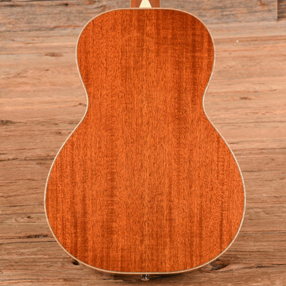 Larrivee P-05 Spruce/Mahogany Parlor Natural 2004