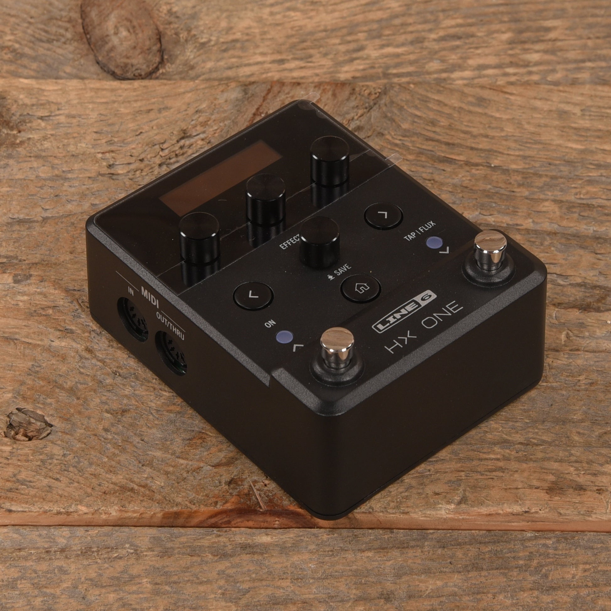 Line 6 HX One Multi Effect Pedal Effects and Pedals / Multi-Effect Unit