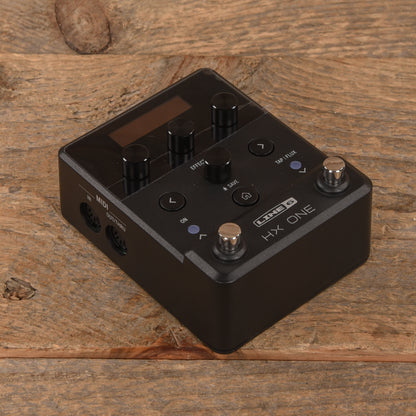 Line 6 HX One Multi Effect Pedal Effects and Pedals / Multi-Effect Unit
