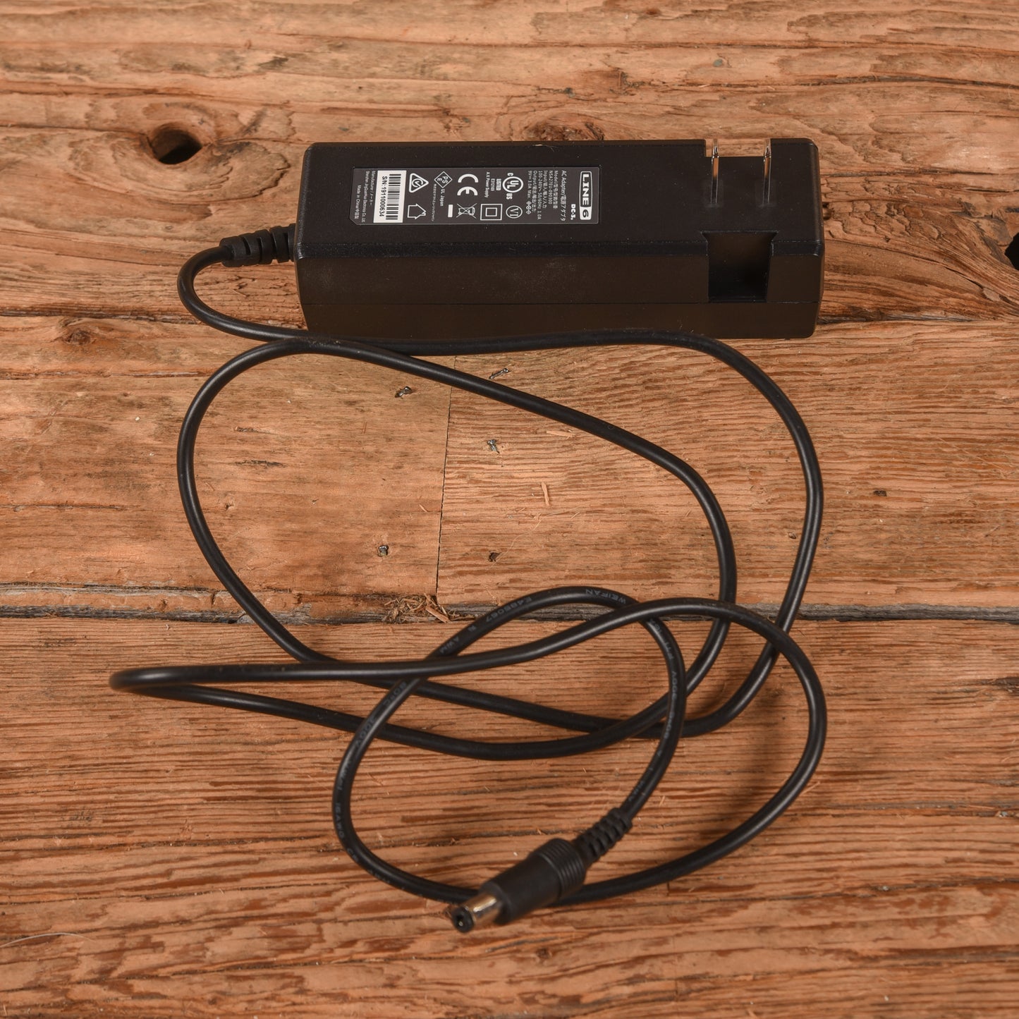 Line 6 HX Stomp Lightning Blue Effects and Pedals / Multi-Effect Unit
