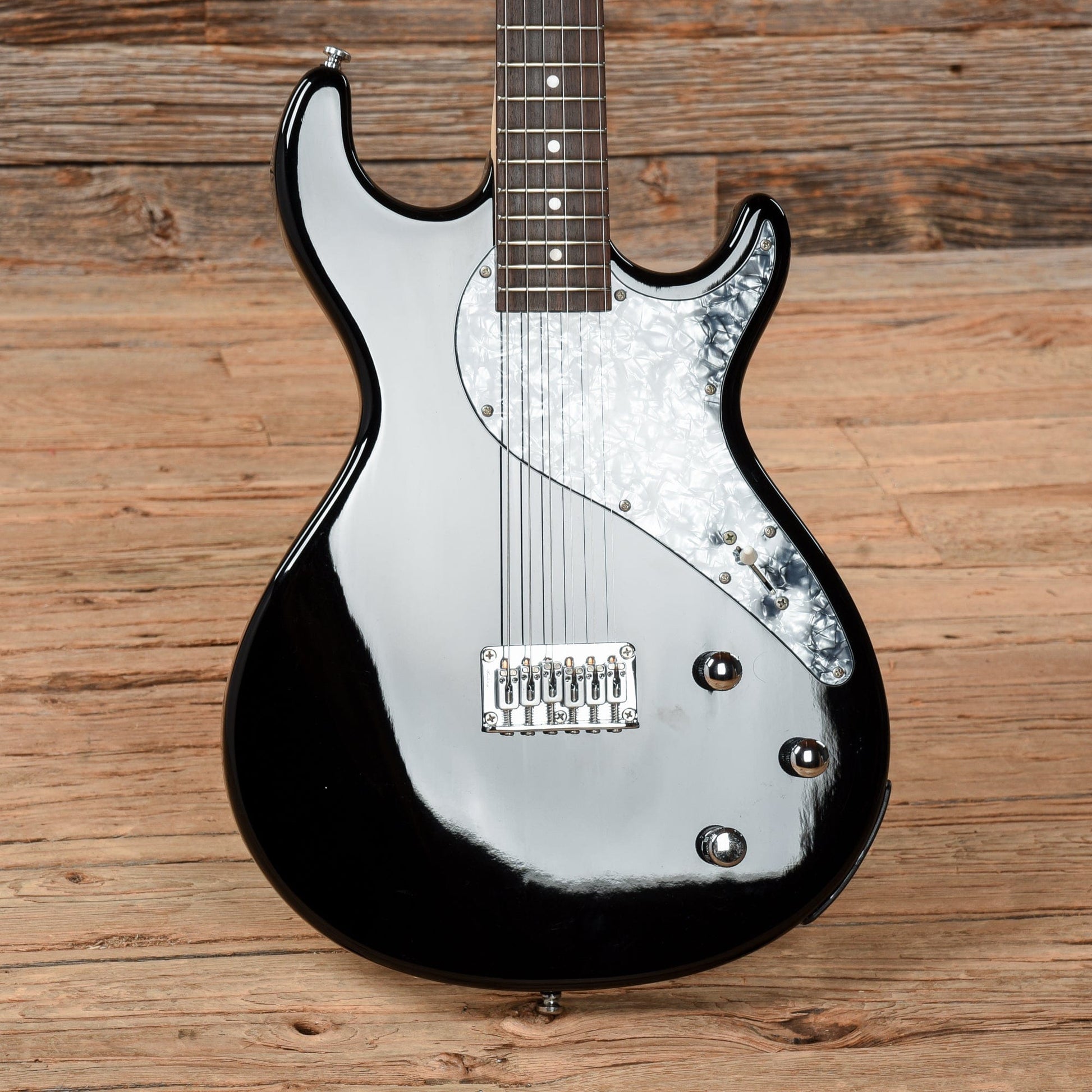 Line 6 Variax 500 Black Electric Guitars / Solid Body