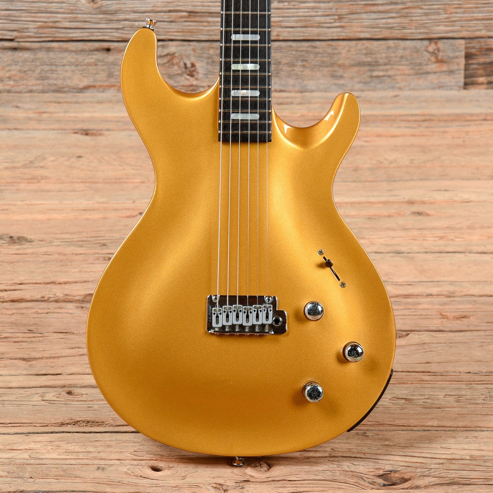 Line 6 Variax 700 Gold Electric Guitars / Solid Body
