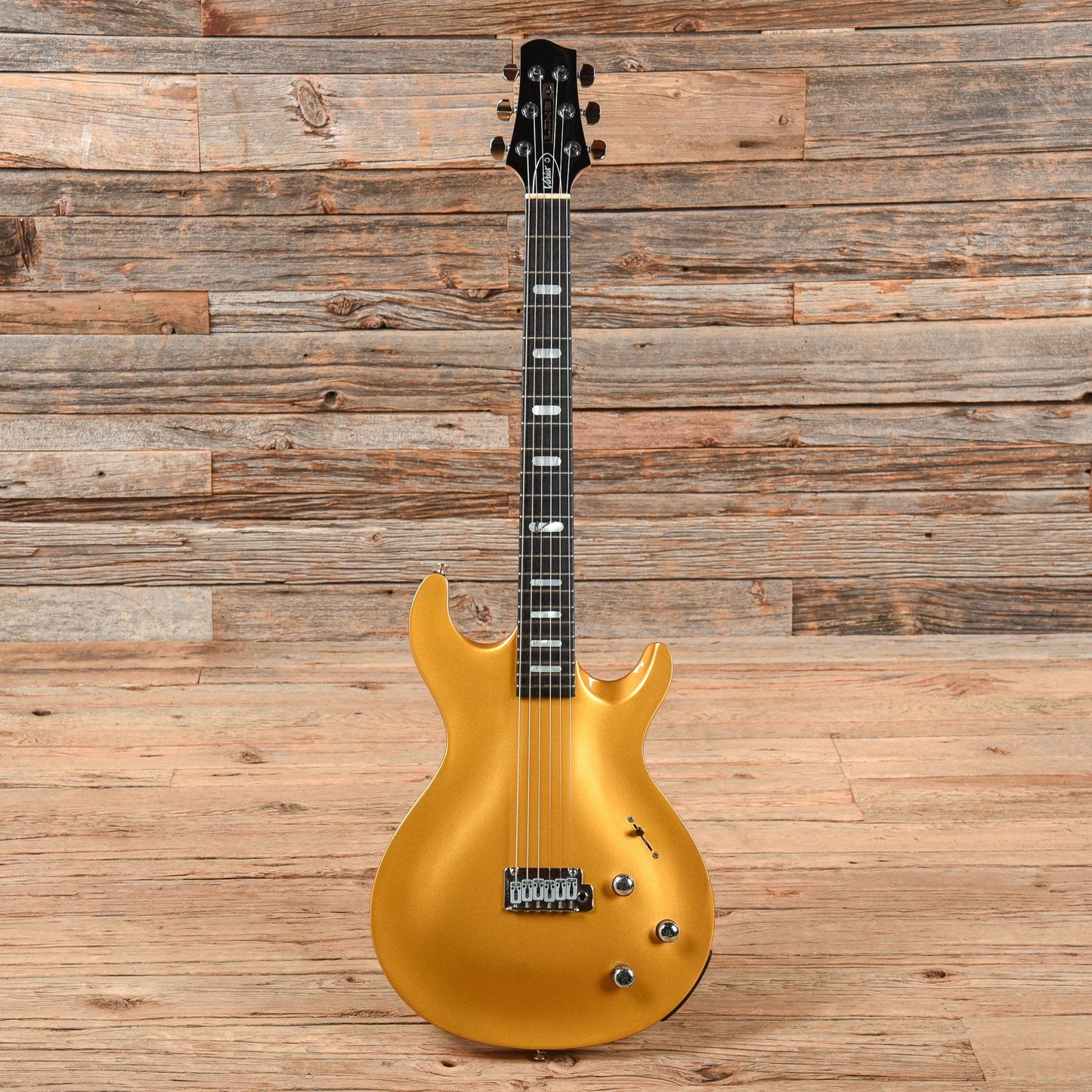 Line 6 Variax 700 Gold Electric Guitars / Solid Body
