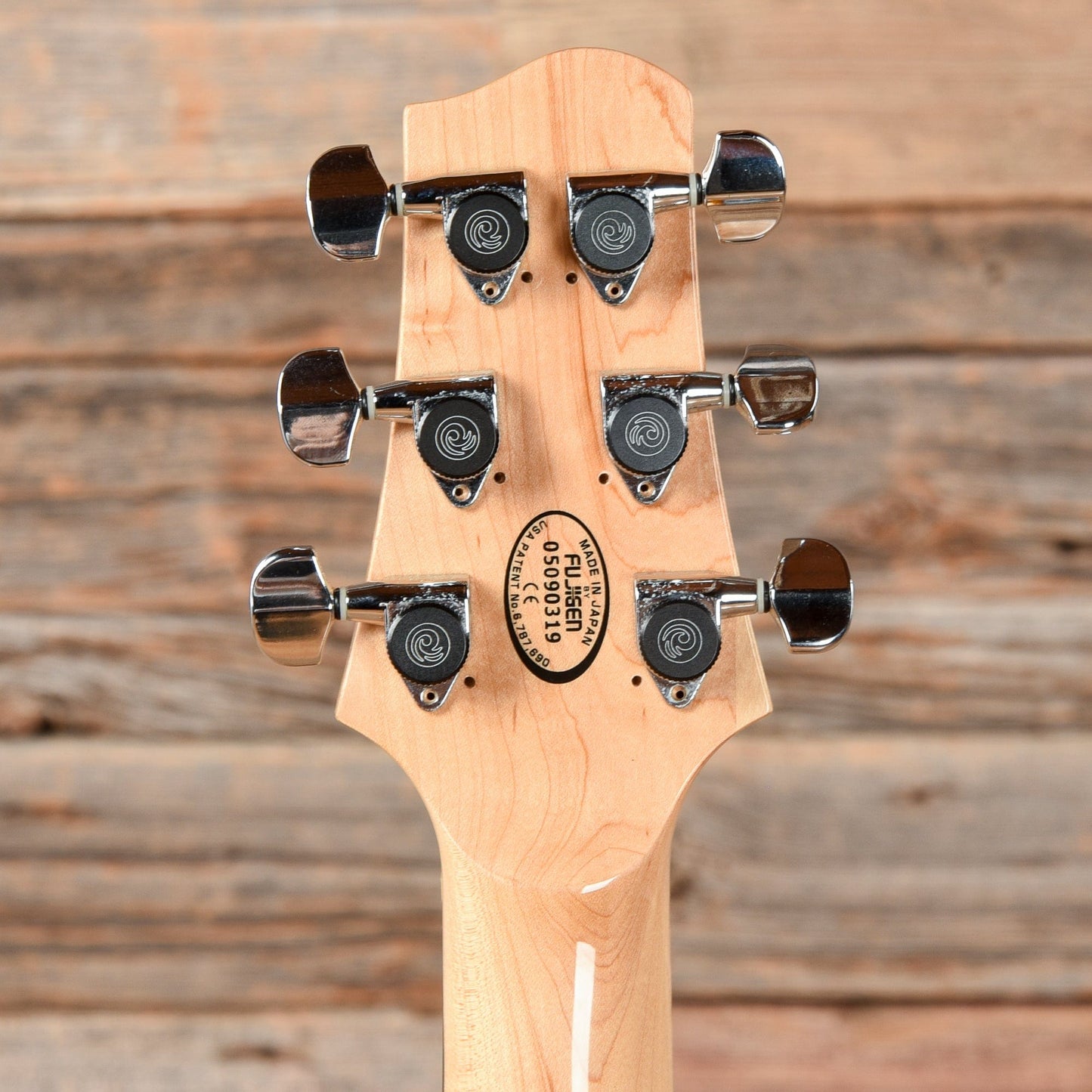 Line 6 Variax 700 Gold Electric Guitars / Solid Body