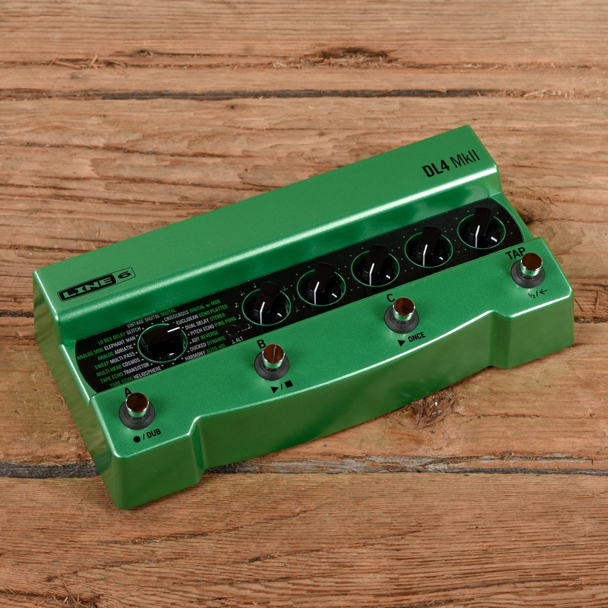 Line 6 DL4 MkII Chicago Music Exchange line-6-dl4-mkii-chicago-music-exchange