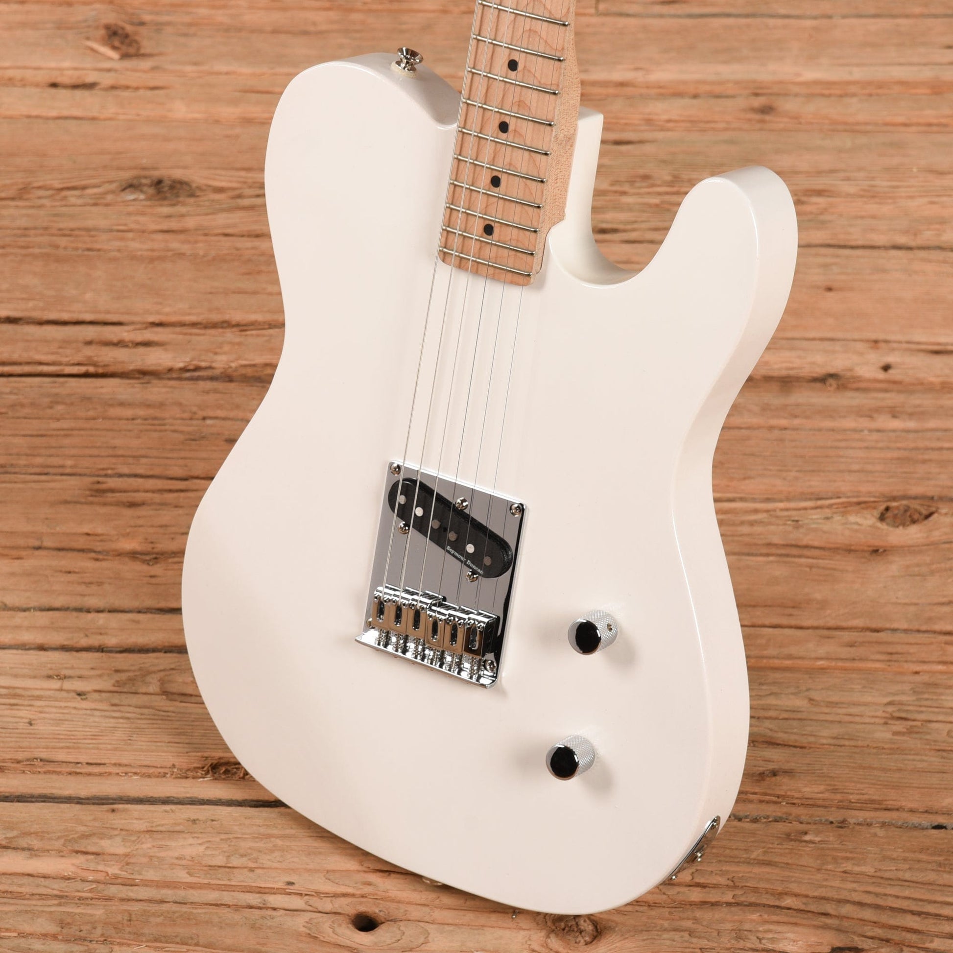 Logan Custom Custom T-Style White Electric Guitars / Solid Body