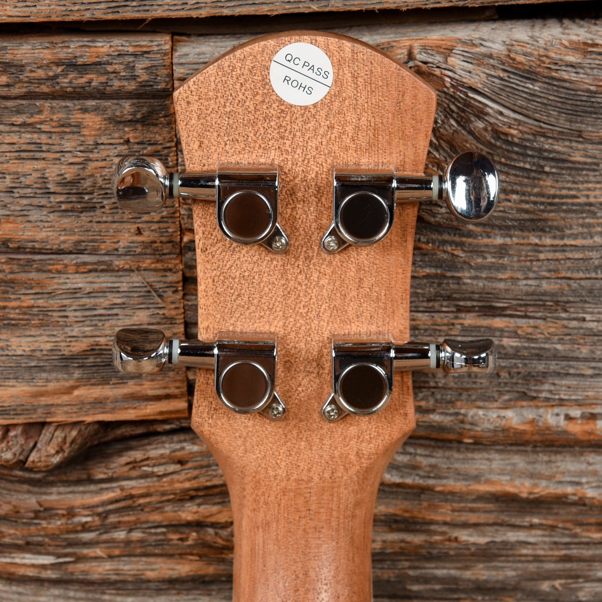 Lohanu LU-C Natural Folk Instruments / Ukuleles