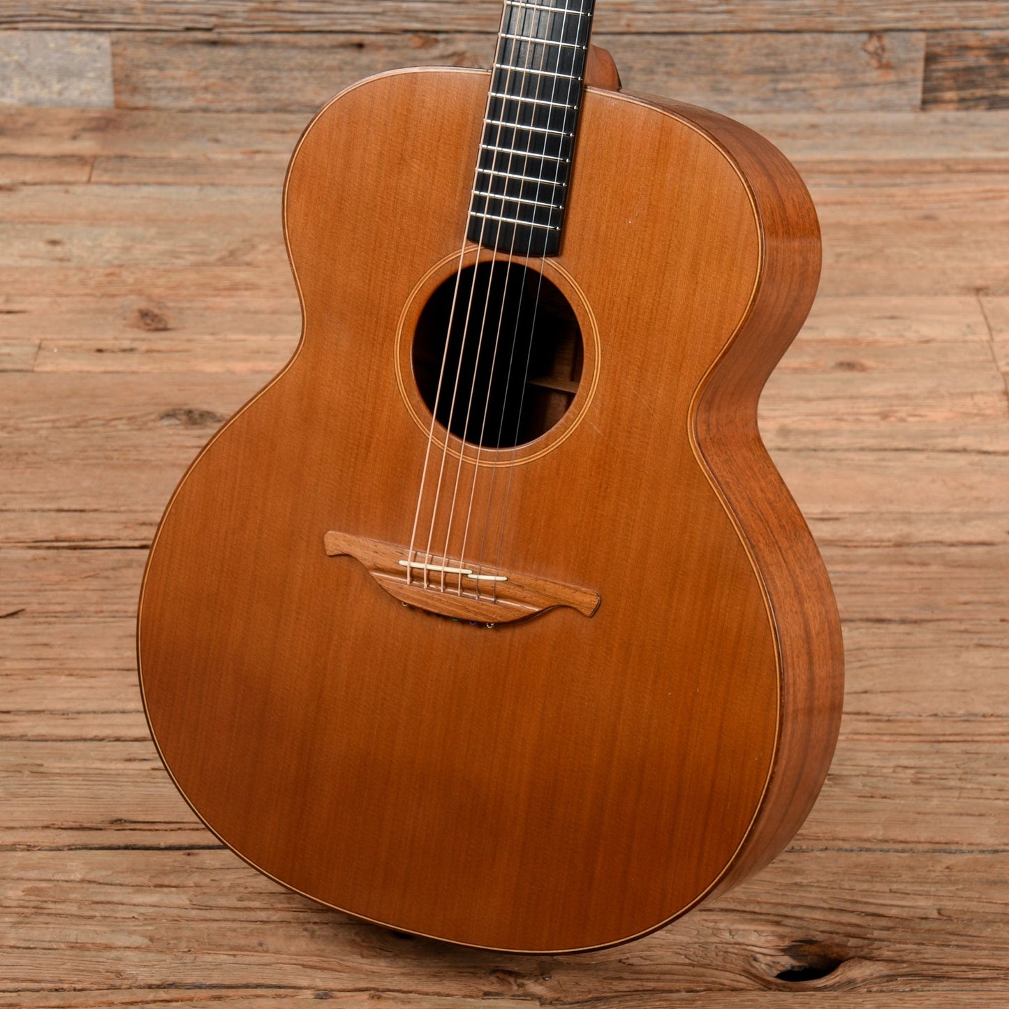 Lowden O-10 Natural Acoustic Guitars / Jumbo