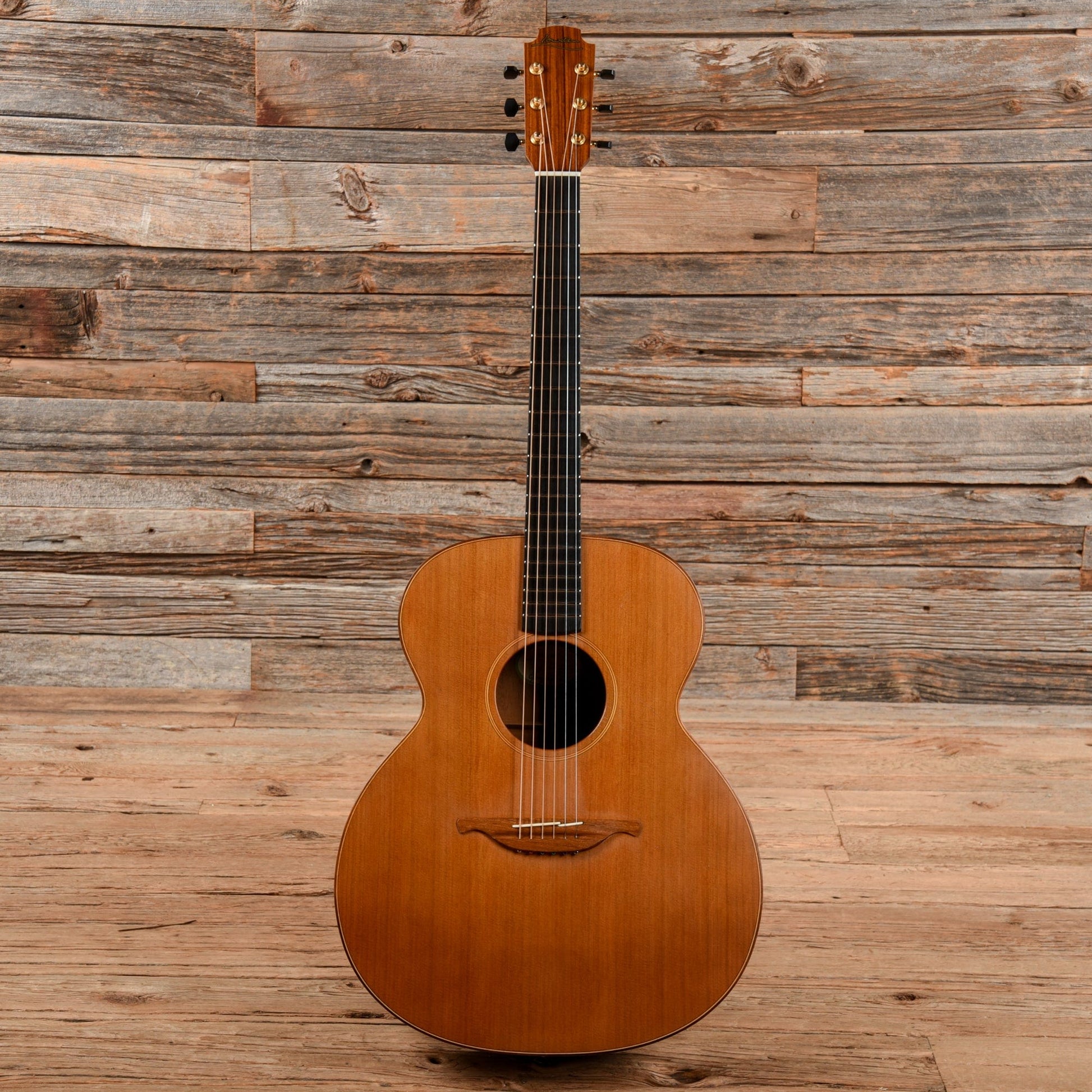 Lowden O-10 Natural Acoustic Guitars / Jumbo