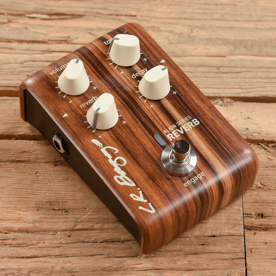 LR Baggs Align Reverb Effects and Pedals / Reverb