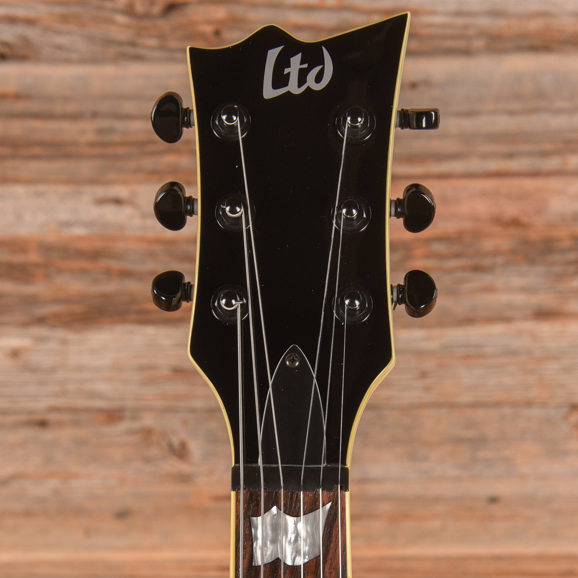 LTD Viper-400 White 2004 Electric Guitars
