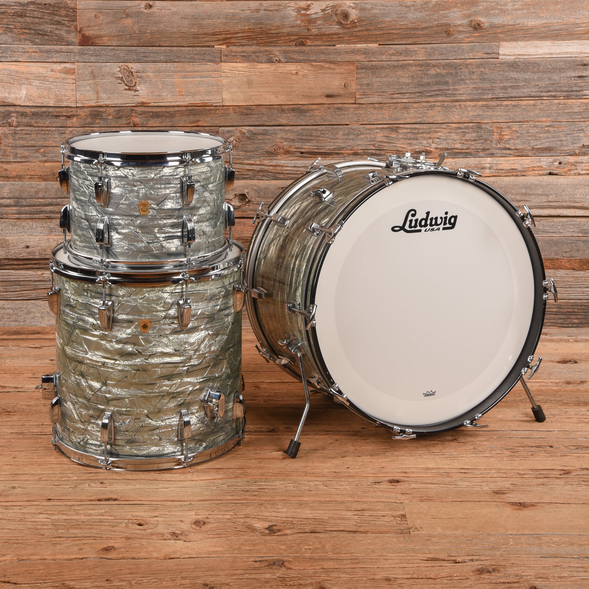 Ludwig Ludwig Super Classic 13/16/22 VINTAGE Sky Blue Pearl 1965 Drums and Percussion / Acoustic Drums / Full Acoustic Kits