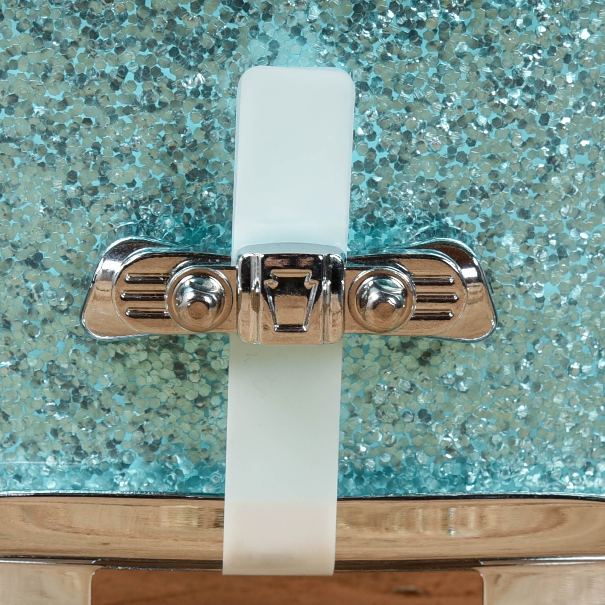 Ludwig 5.5x14 Classic Maple Teal Sparkle Snare Drum USED Drums and Percussion / Acoustic Drums / Snare