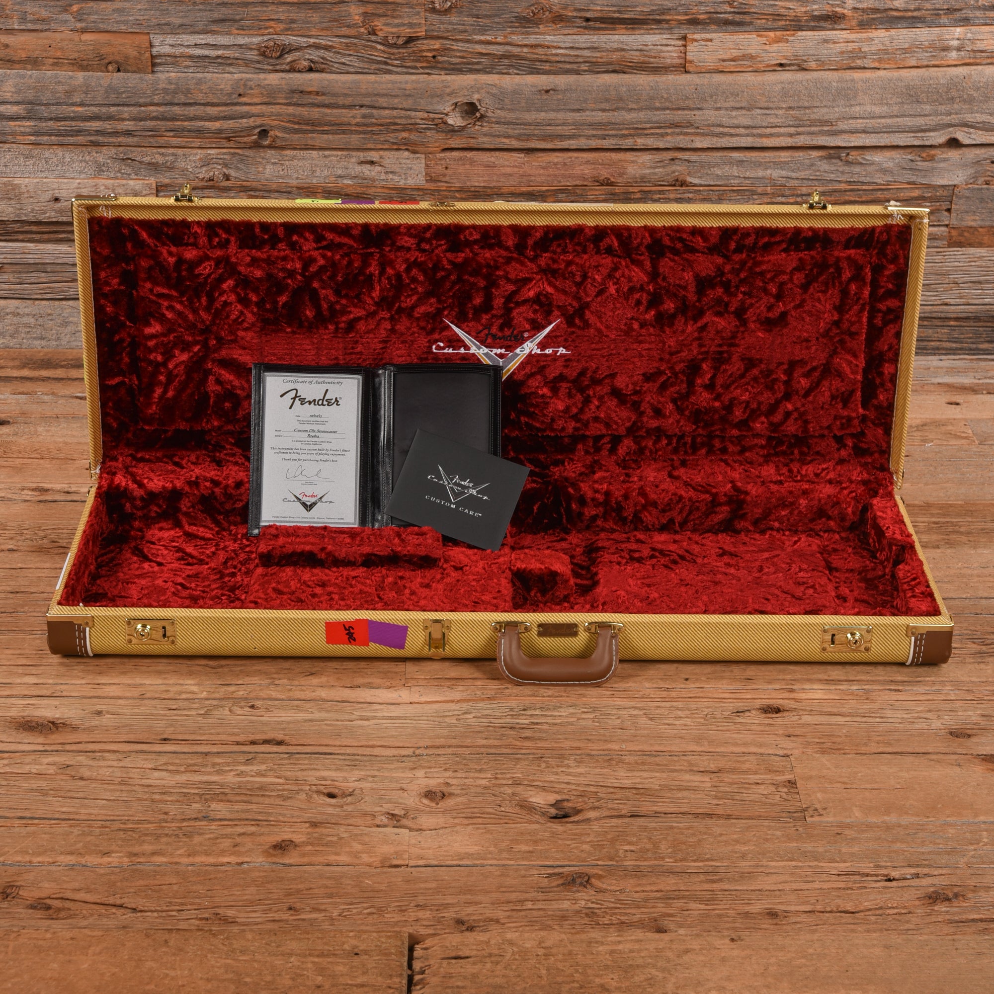 Fender Custom Shop Custom Deluxe Stratocaster Crimson Red Transparent 2013