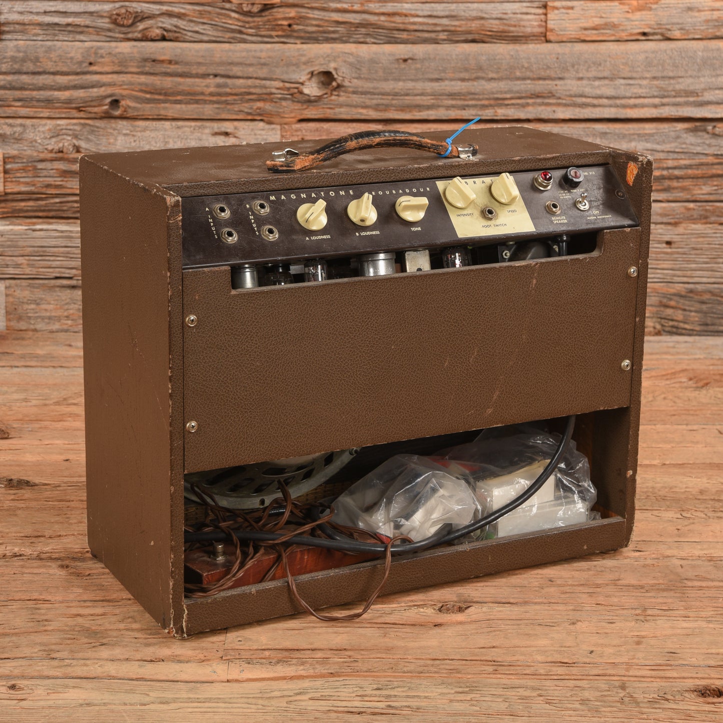 Magnatone Troubadour Model 213 2-Channel 18-Watt 1x12" Guitar Combo Amps / Guitar Amps / Guitar Combos