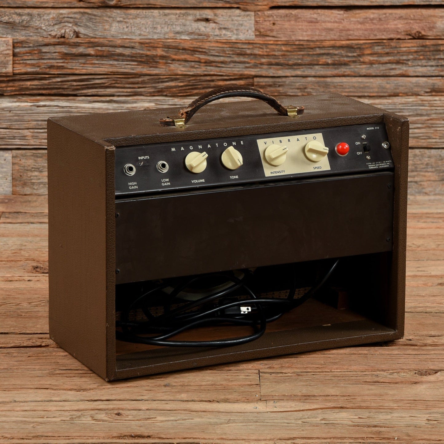 Magnatone Model 210 5-Watt 1x8" Guitar Combo Amp  1959 Amps / Guitar Cabinets
