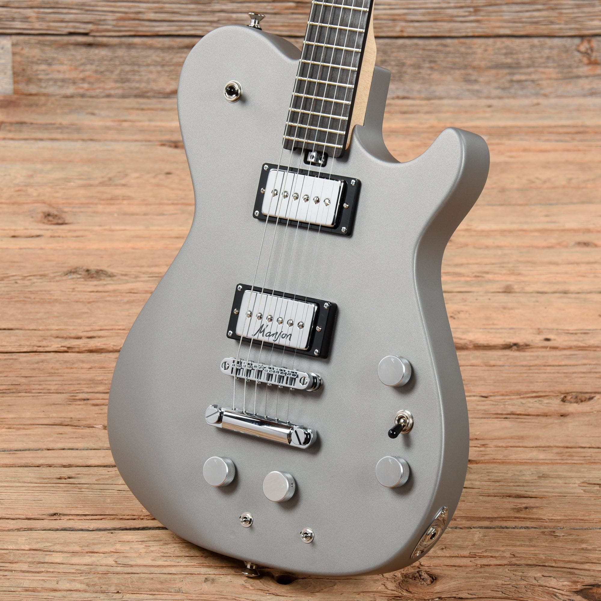 Manson MA EVO Fuzz Phase Grey Matter with MBK-1 Pickups Grey 2019