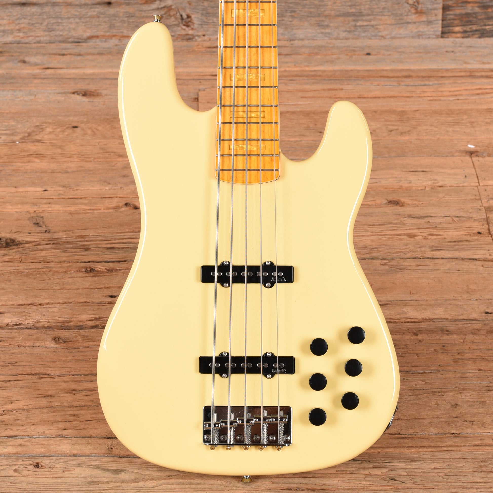 Markbass GV5 Gloxy Val MP Regular Cream Bass Guitars