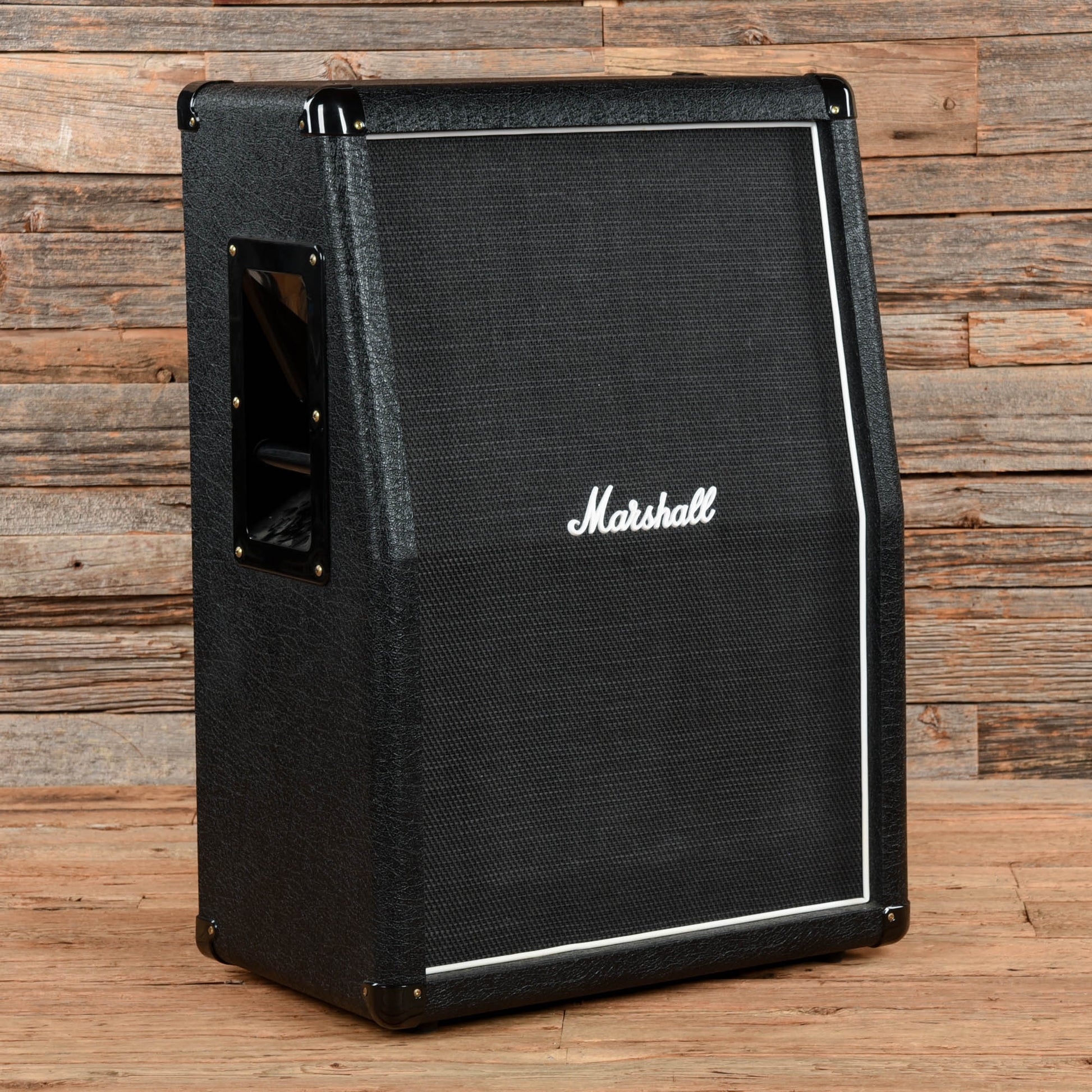 Marshall MX212AR 160-Watt 2x12" Vertical Angled Guitar Speaker Cabinet Amps / Guitar Amps / Guitar Cabinets
