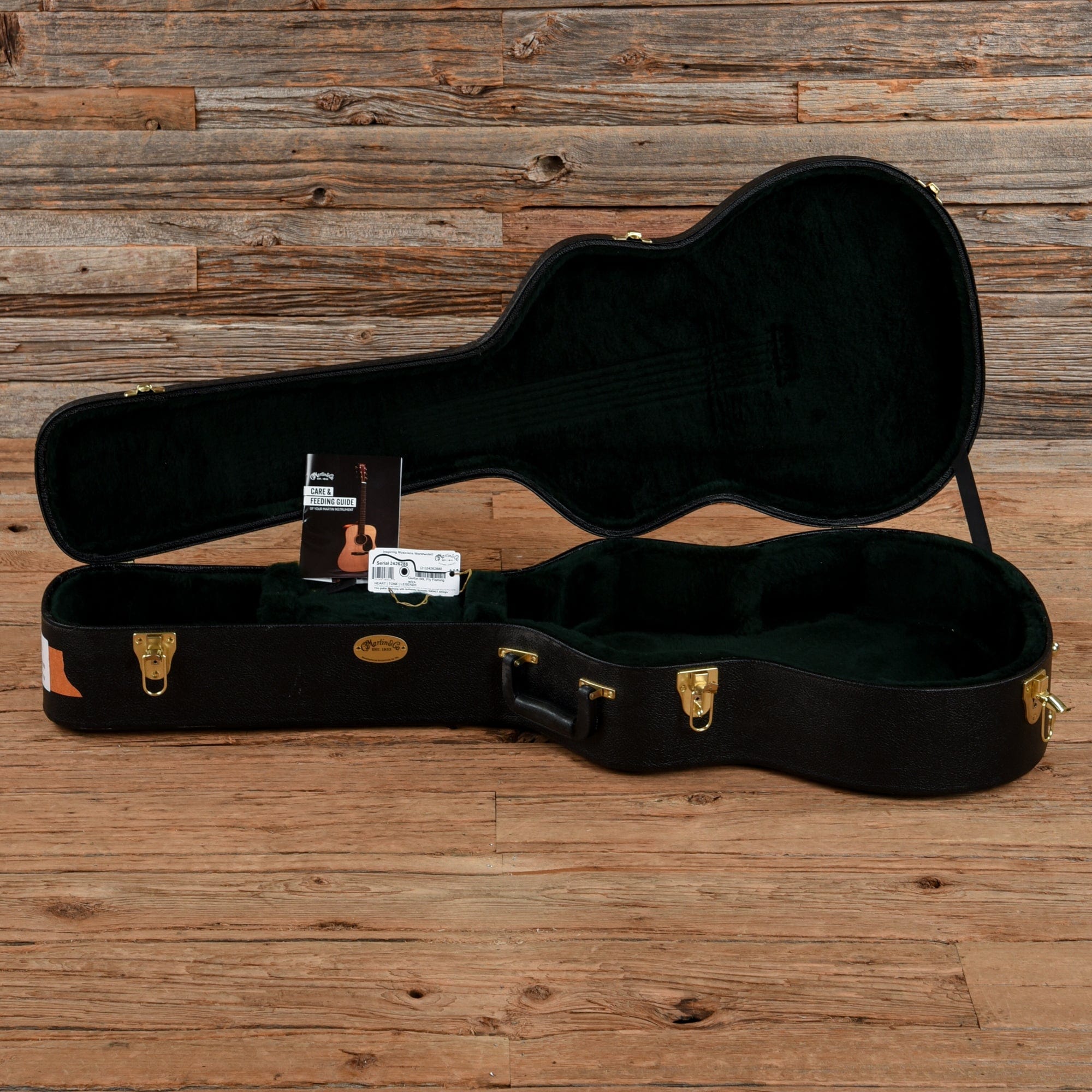 Martin 00L Fly Fishing Sunburst 2019 Acoustic Guitars / Concert