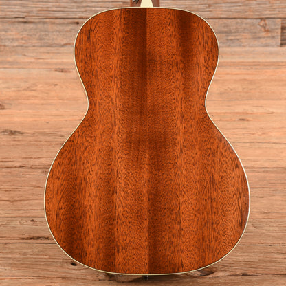 Martin CEO-7 Sunburst 2016 Acoustic Guitars / Concert