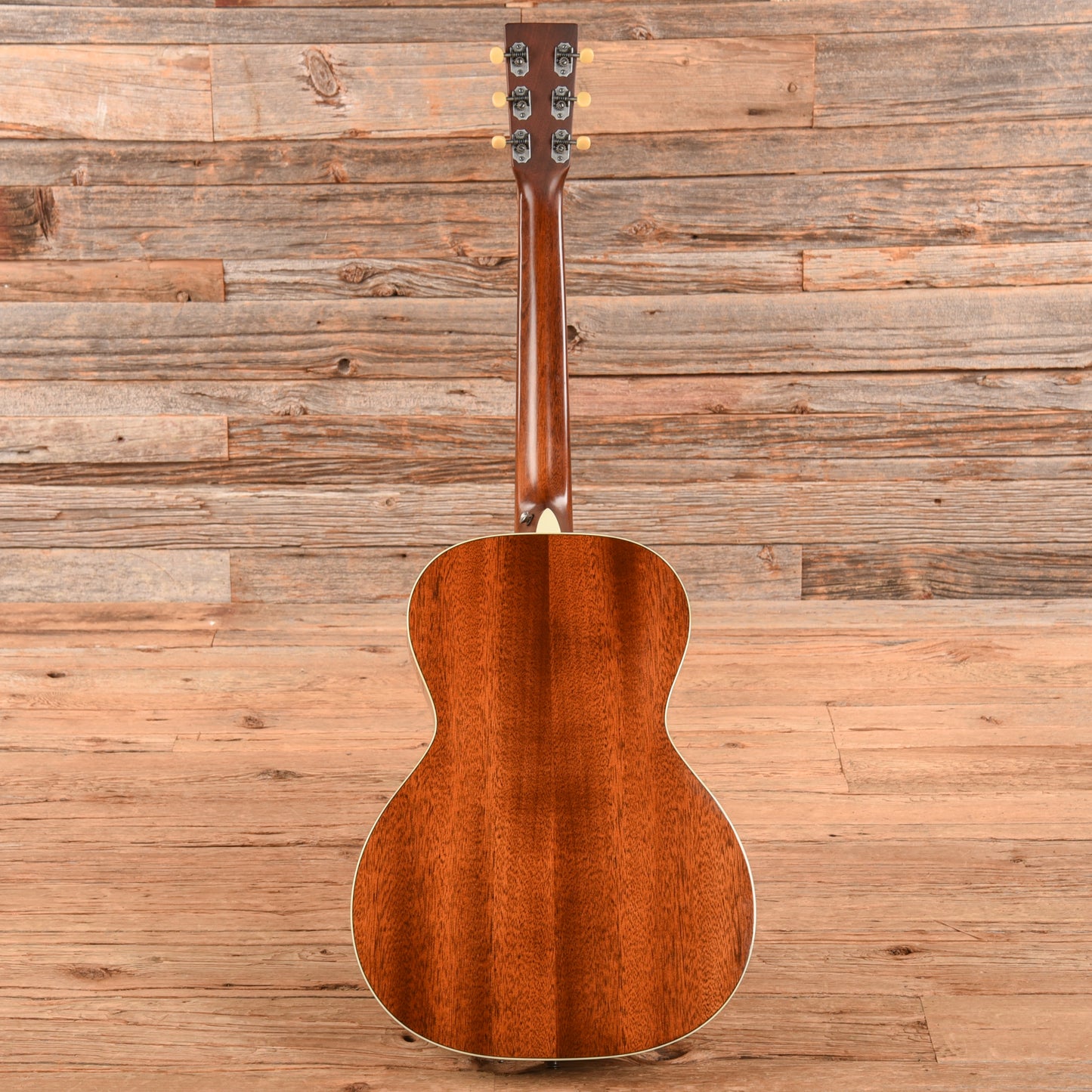Martin CEO-7 Sunburst 2016 Acoustic Guitars / Concert