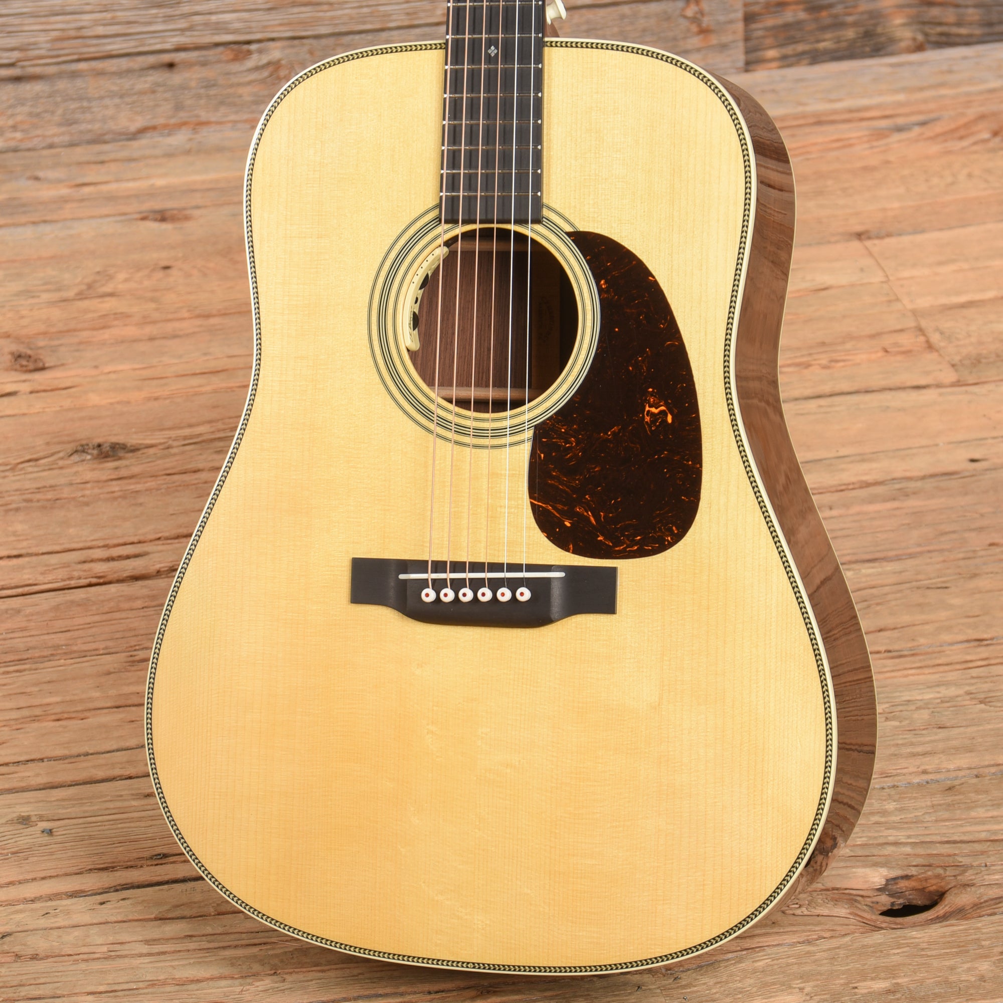 Martin Custom HD-28 Natural 2024 Acoustic Guitars / Dreadnought