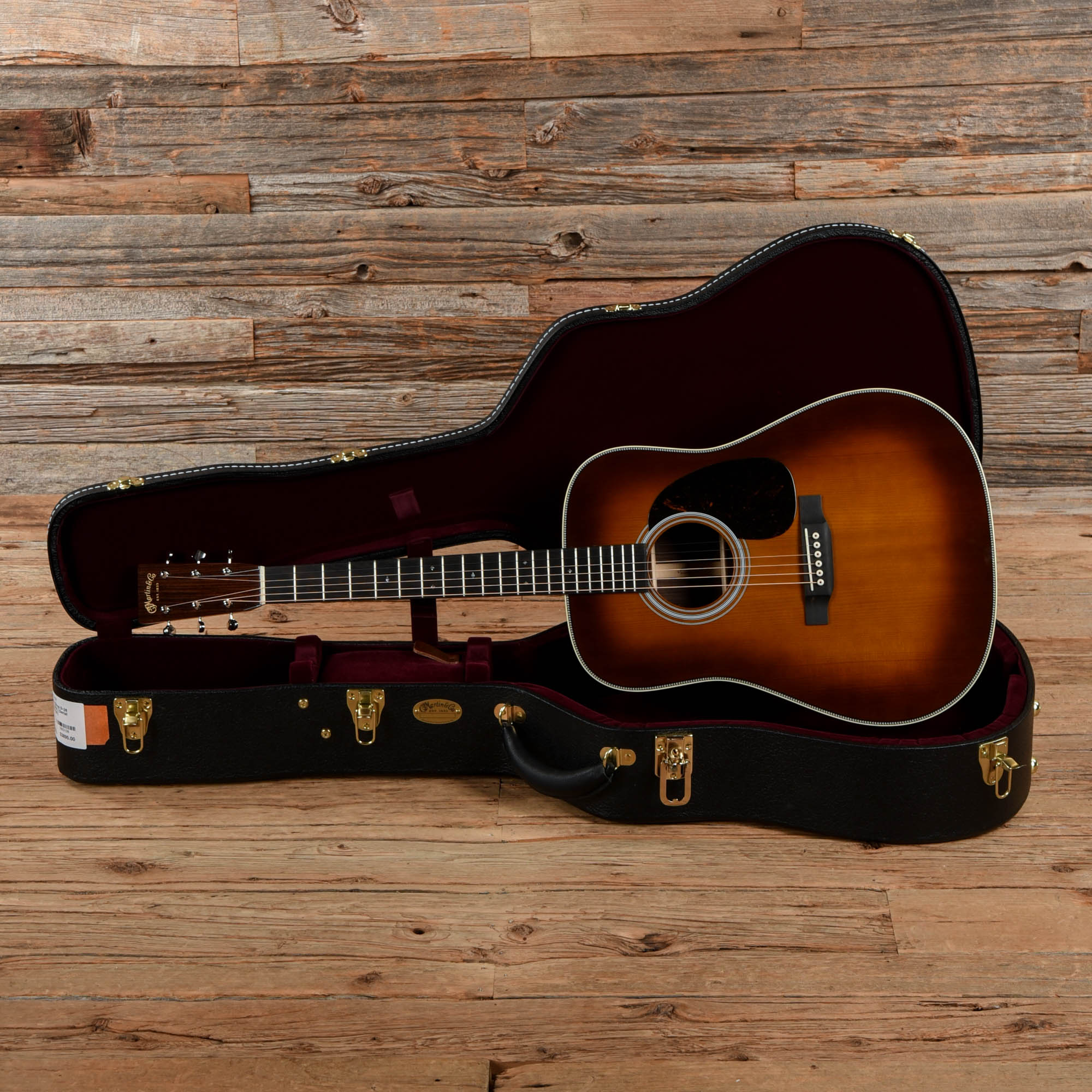 Martin Custom Shop D-28 Sunburst Acoustic Guitars / Dreadnought