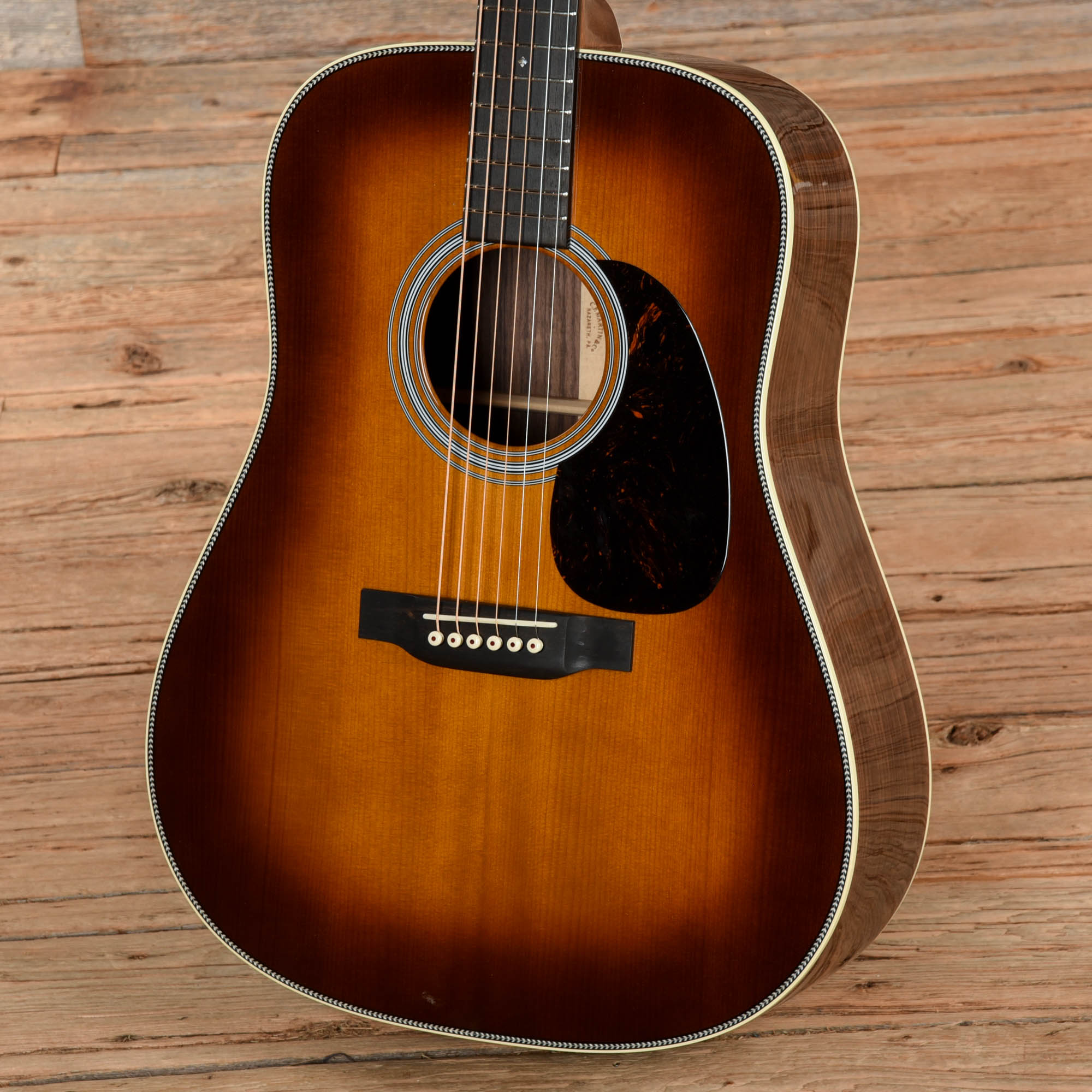 Martin Custom Shop D-28 Sunburst Acoustic Guitars / Dreadnought