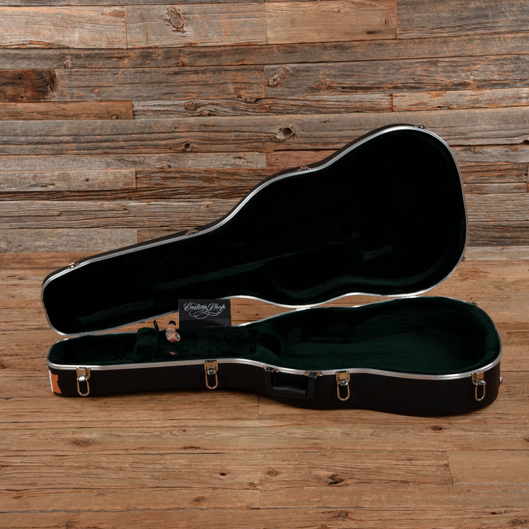 Martin Custom Shop HD-28 Natural 2023 Acoustic Guitars / Dreadnought