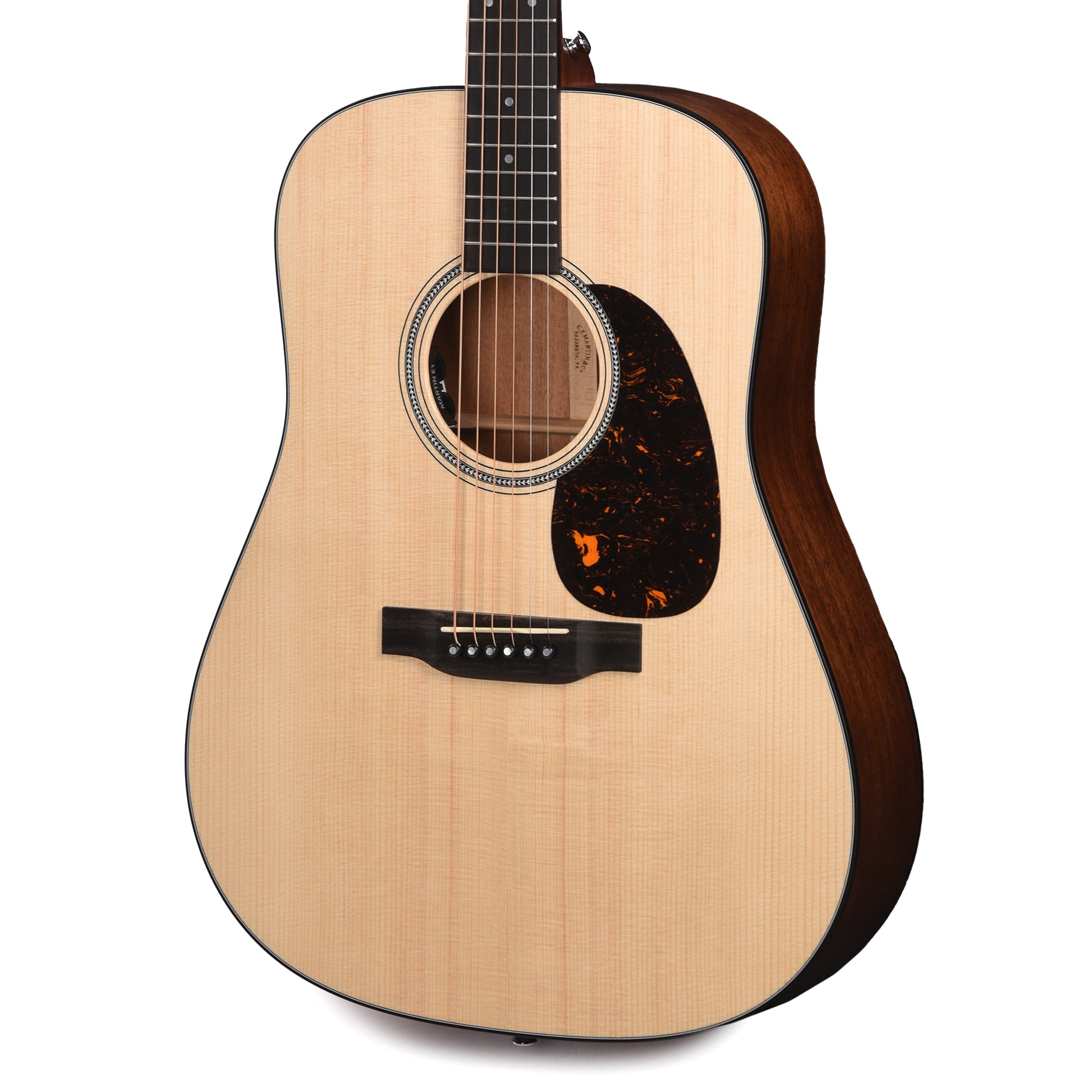 Martin D-16E Sitka Spruce/Mahogany Satin Natural Acoustic Guitars / Dreadnought