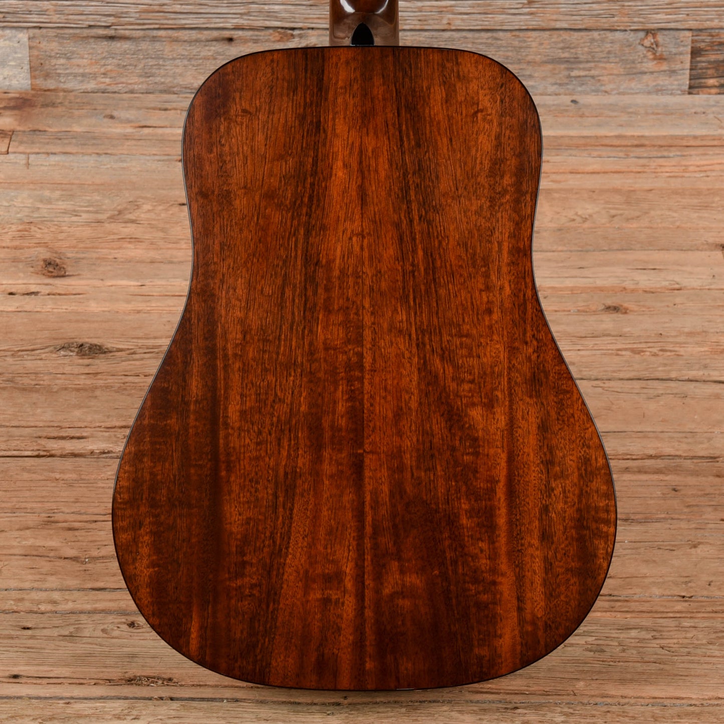 Martin D-18 Authentic 1937 Natural Acoustic Guitars / Dreadnought