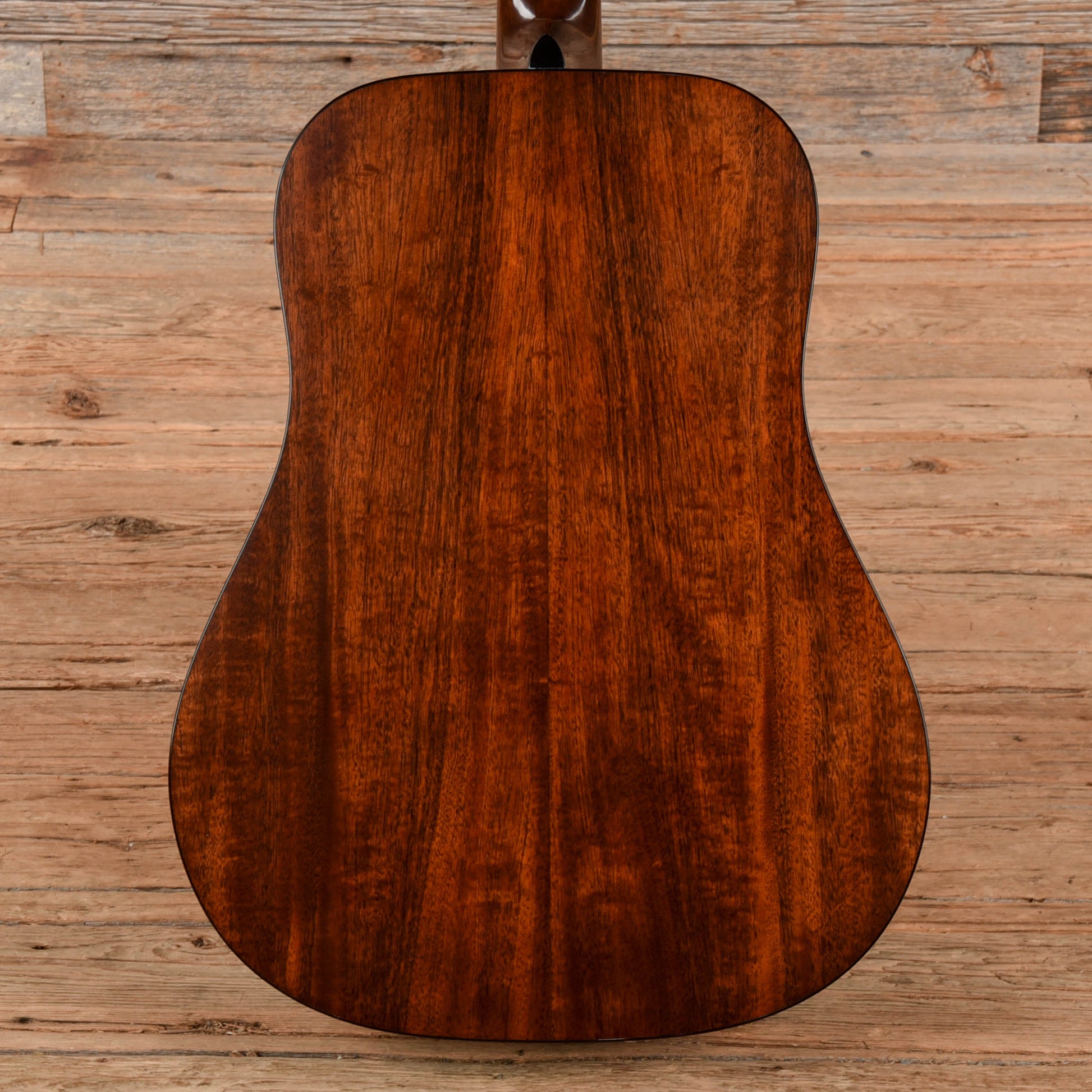 Martin D-18 Authentic 1937 Natural Acoustic Guitars / Dreadnought