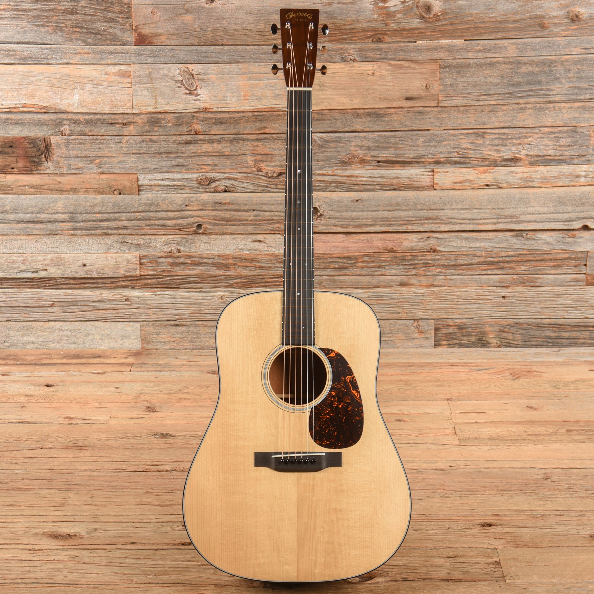 Martin D-18 Authentic 1939 Natural Acoustic Guitars / Dreadnought