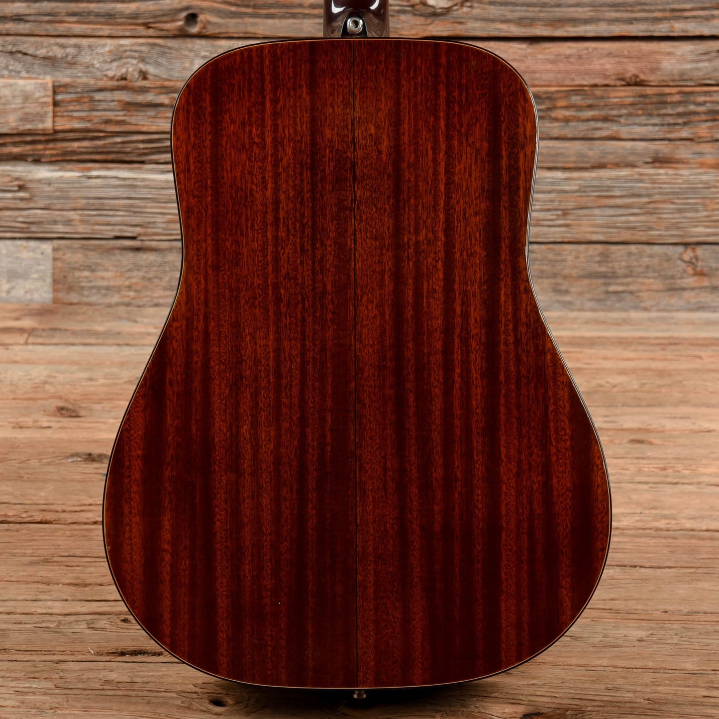 Martin D-19 Sunburst Refin 1977 Acoustic Guitars / Dreadnought