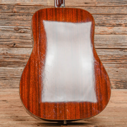 Martin D-19 Sunburst Refin 1977 Acoustic Guitars / Dreadnought
