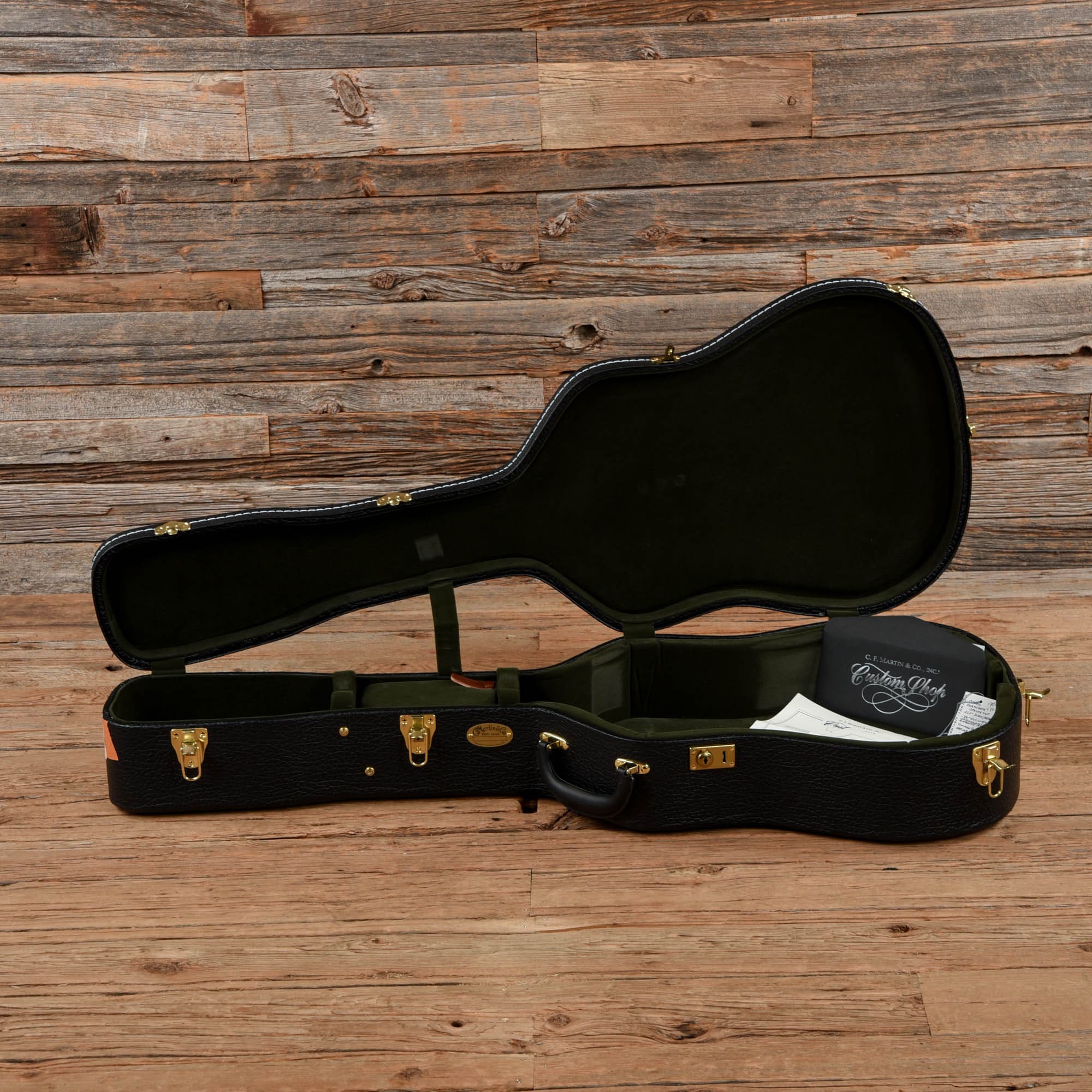 Martin D-28 Authentic 1937 Vintage Low Gloss Acoustic Guitars / Dreadnought