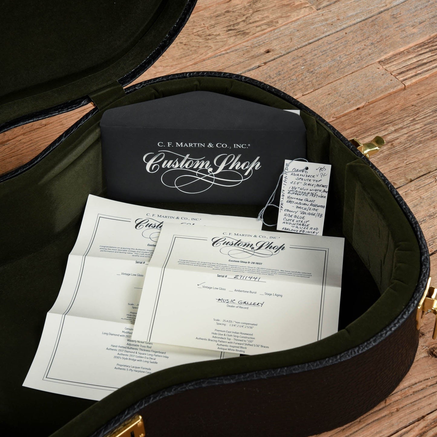 Martin D-28 Authentic 1937 Vintage Low Gloss Acoustic Guitars / Dreadnought