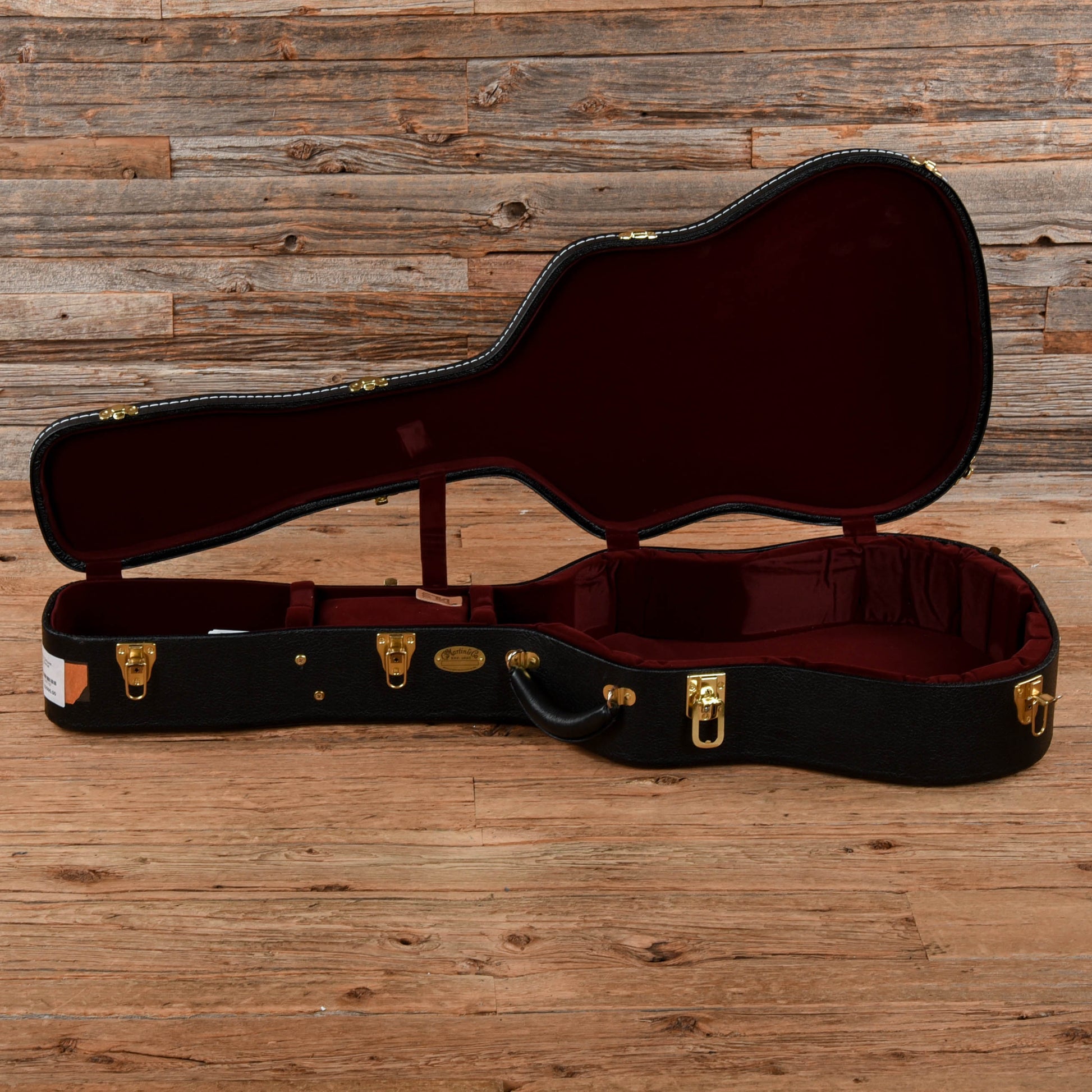 Martin D-28 Modern Deluxe Natural Acoustic Guitars / Dreadnought