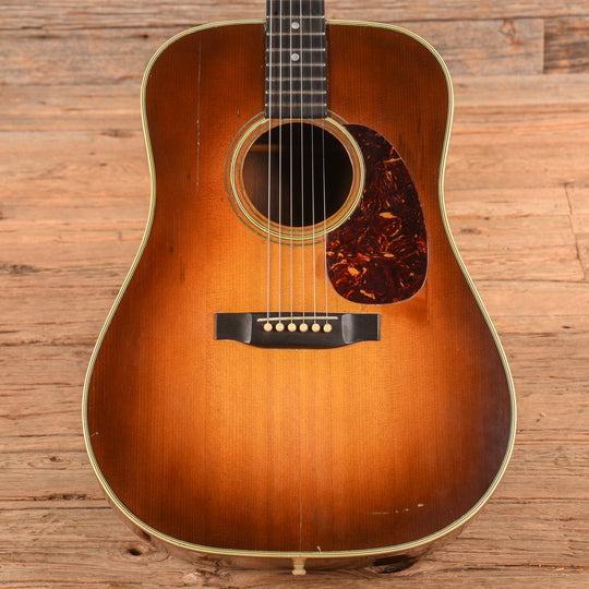Martin D-28 Sunburst 1964 Acoustic Guitars / Dreadnought