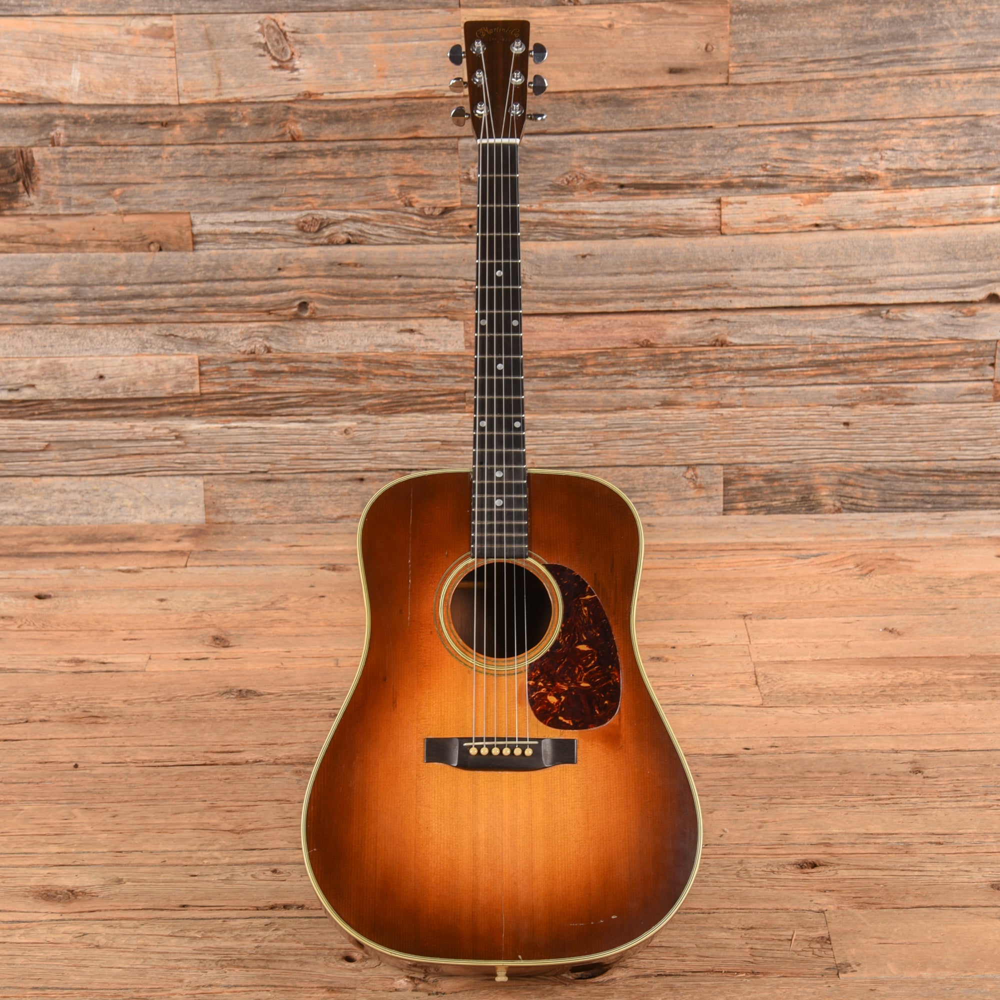 Martin D-28 Sunburst 1964 Acoustic Guitars / Dreadnought