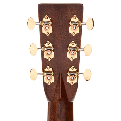 Martin D-28E Modern Deluxe Natural w/Fishman Aura VT Blend Acoustic Guitars / Dreadnought