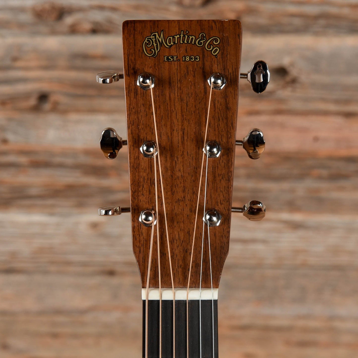 Martin DC-18E Sunburst 2000 Acoustic Guitars / Dreadnought