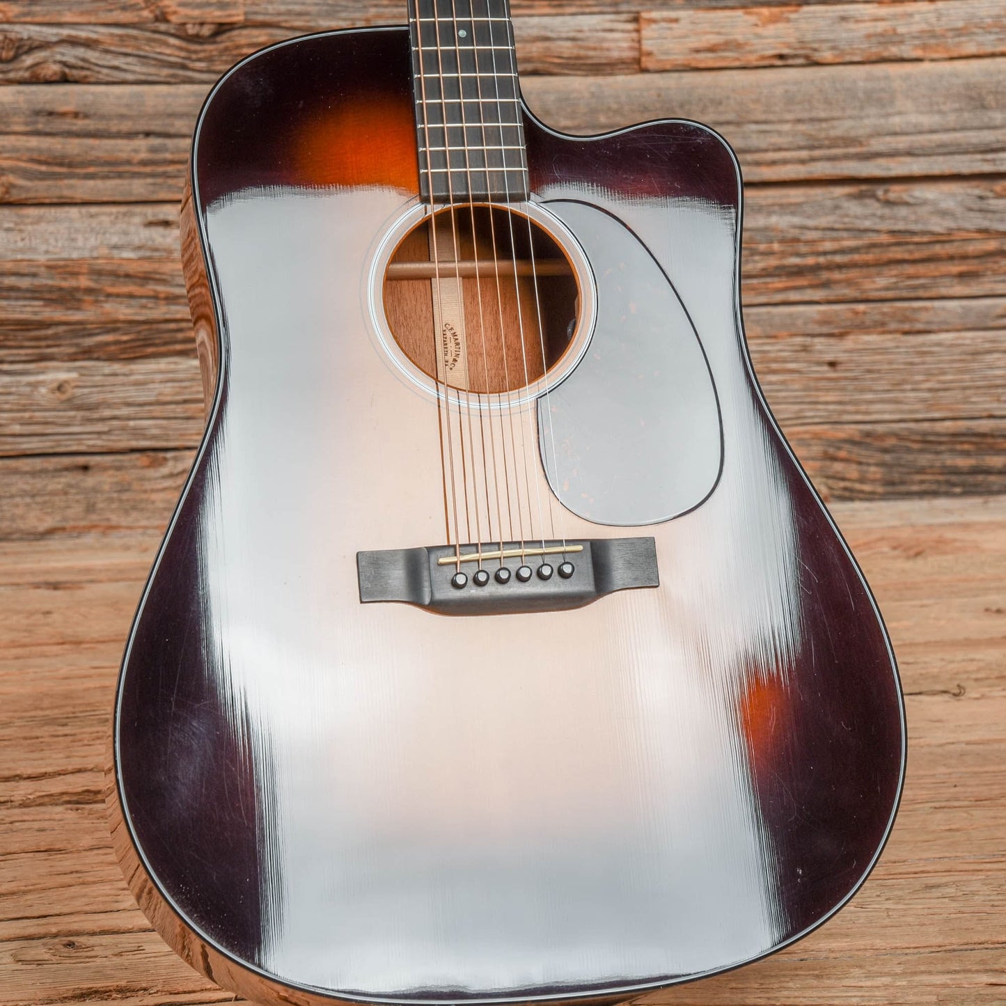 Martin DC-18E Sunburst 2000 Acoustic Guitars / Dreadnought