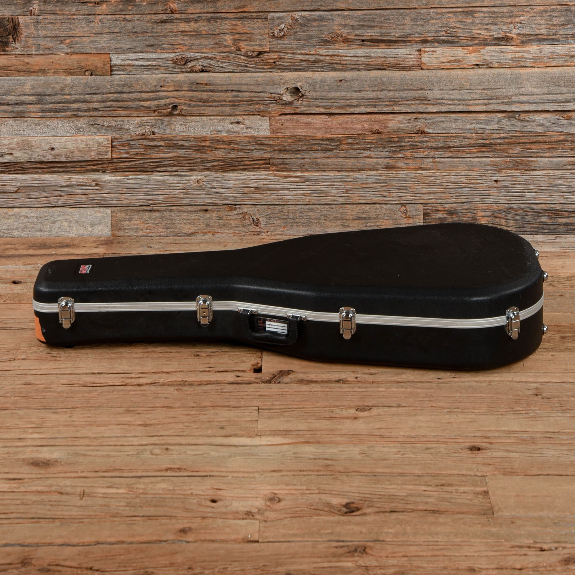 Martin DC-18E Sunburst 2000 Acoustic Guitars / Dreadnought