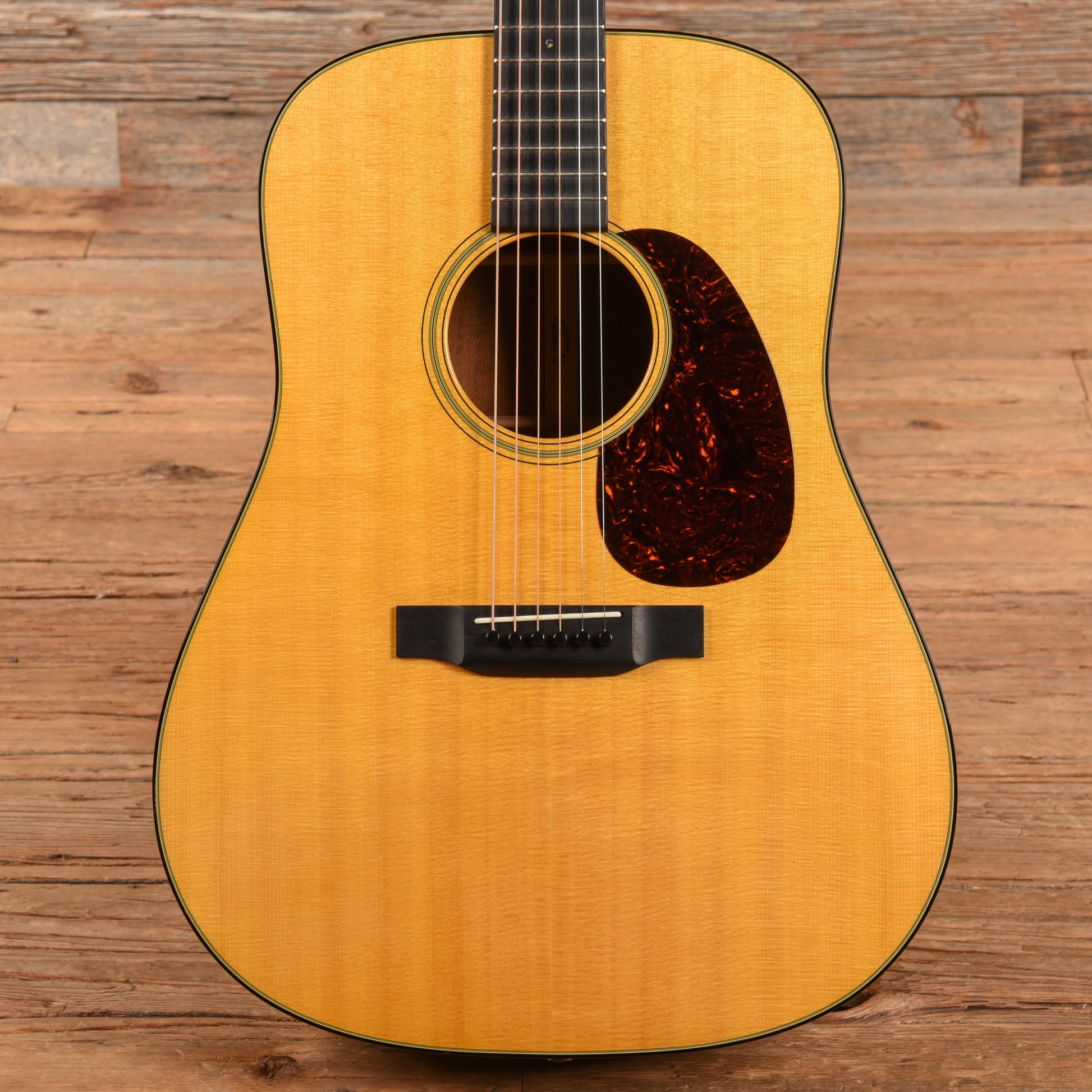 Martin Standard Series D-18 Natural 2014 Acoustic Guitars / Dreadnought