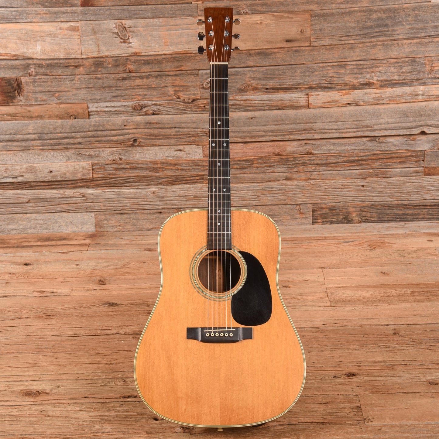 Martin Standard Series D-28 Natural 2003 Acoustic Guitars / Dreadnought